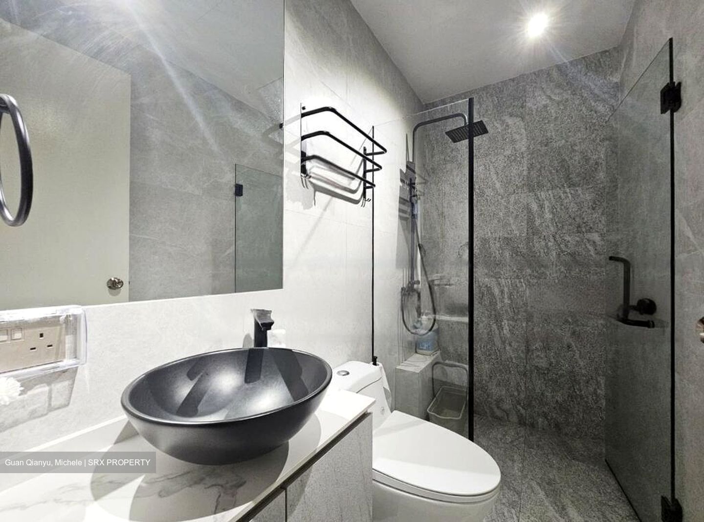 Sembawang Springs Estate (D27), Terrace #460569071